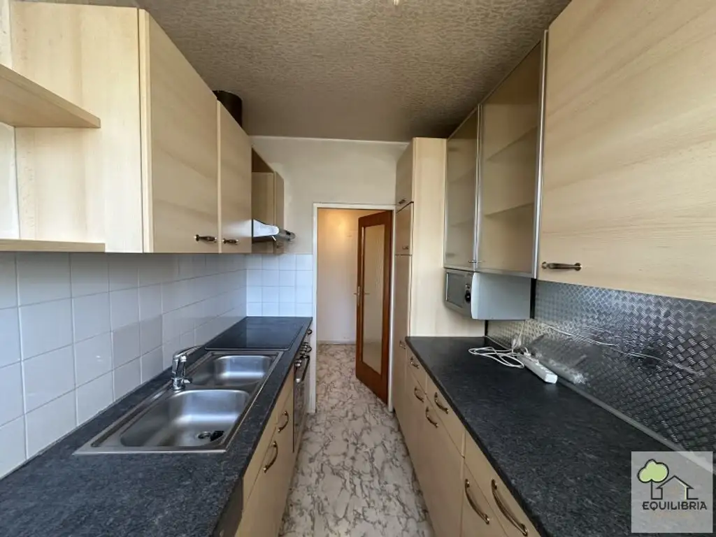 Renovierungsbedürftige 3-Zi-Wohnung Obere Stadt inkl. Stellplatz