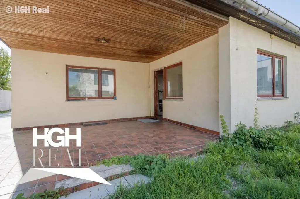 2231 Strasshof Charmanter Bungalow mit Garten und viel Potenzial nahe Bahnhof