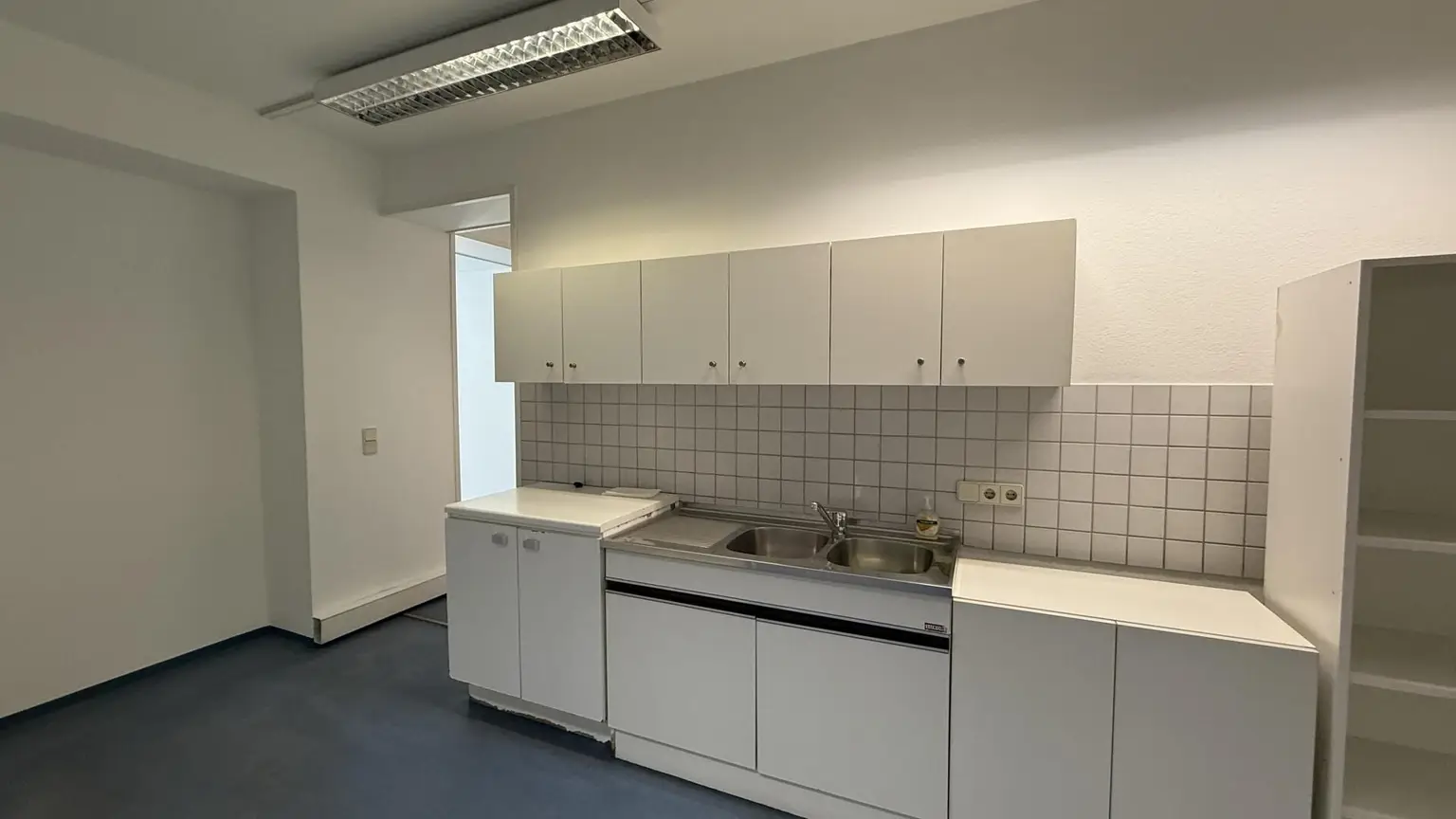 Küche zu Büro EG