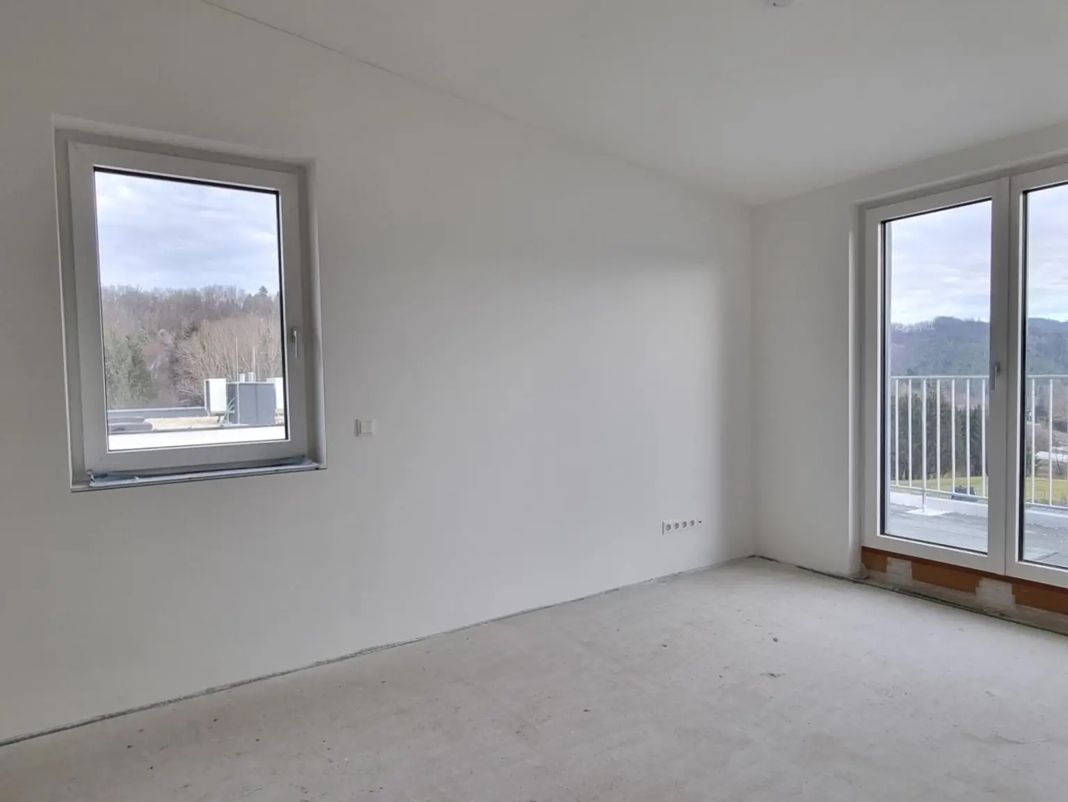 4-ZIMMER NEUBAUWOHNUNG IN SONNIGER RUHELAGE