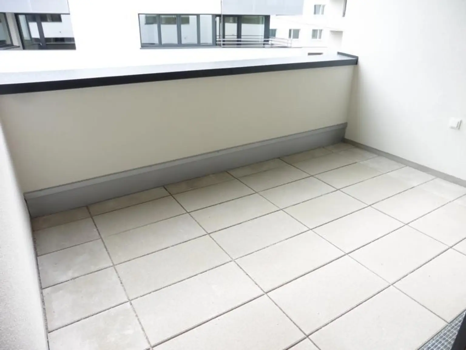 TOP-moderne Neubauwohnung mit toller Ausstattung (Baujahr 2016) - Grenze 5. Bezirk