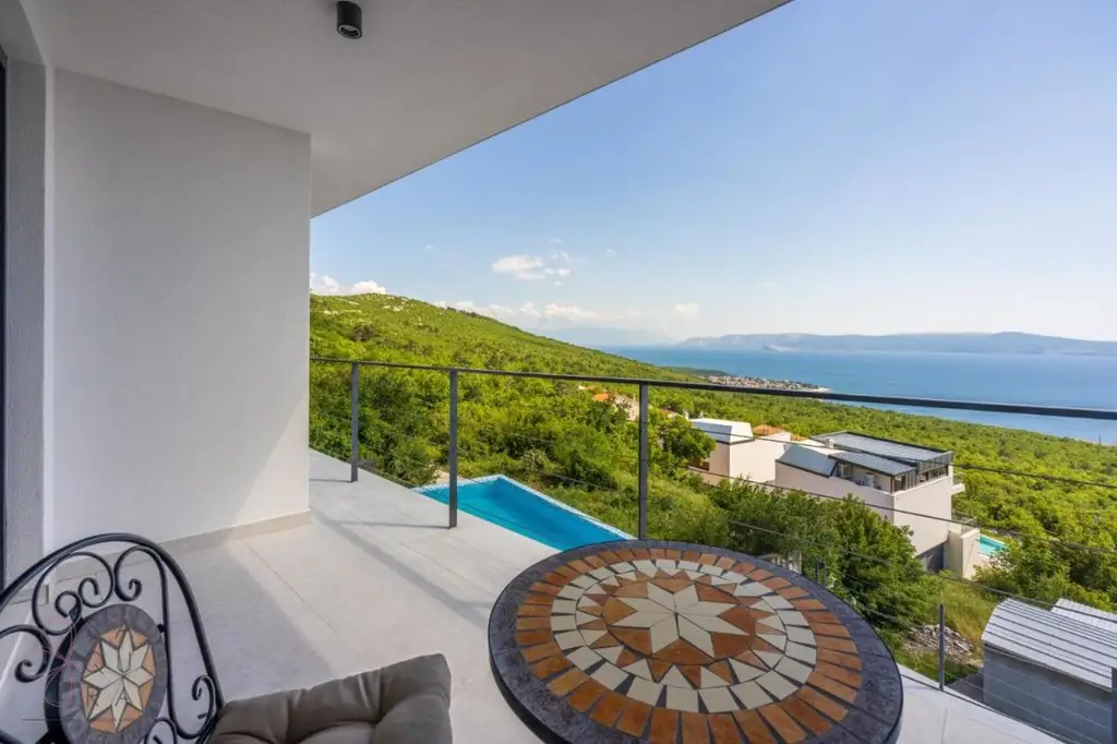 Eleganz mit Meeresnähe – Moderne Villa in Crikvenica