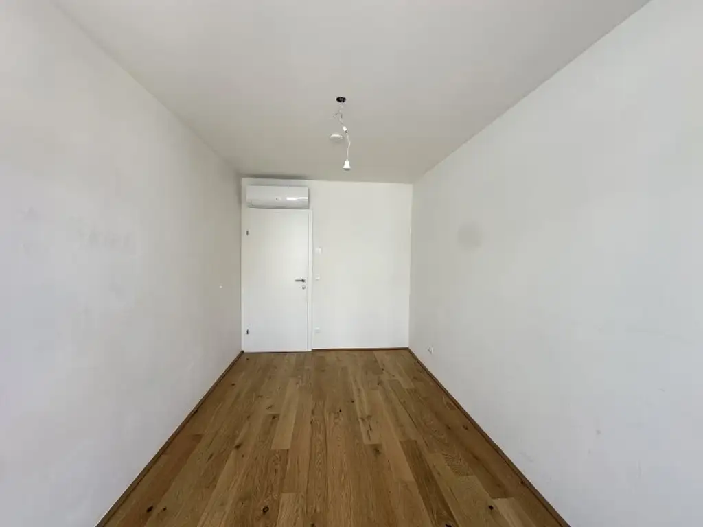 Hier werden Träume war! Exklusive 4-Zimmer Maisonette-Wohnung mit ca. 113 m2 sowie eigener Dachterrasse in ruhiger Lage