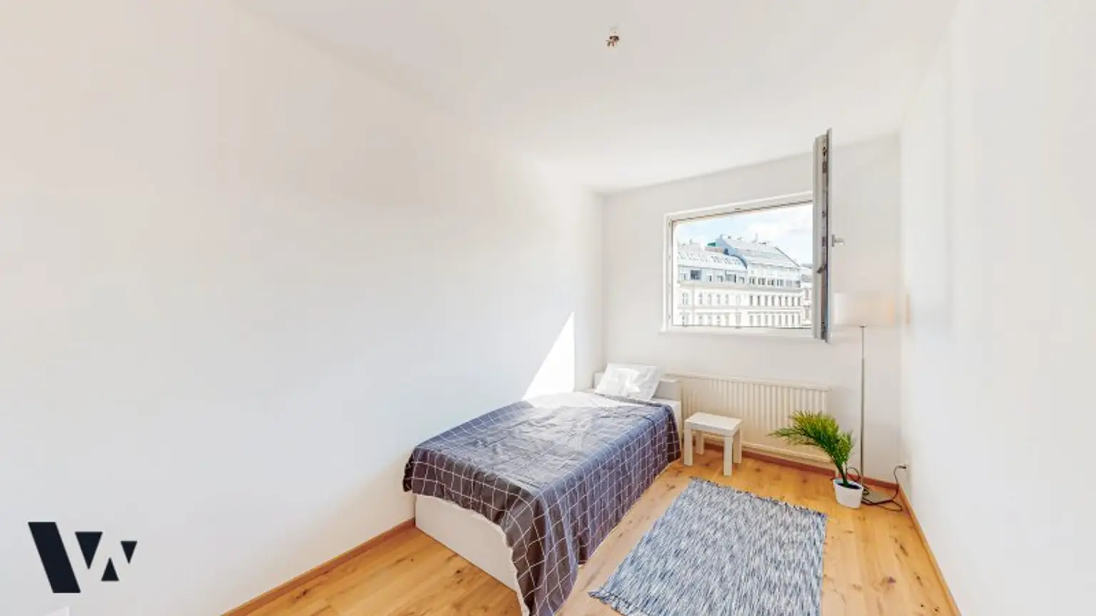PARKBLICK AM HUNDSTURM | NEU RENOVIERTE 3-ZIMMERWOHNUNG MIT PARKPLATZ