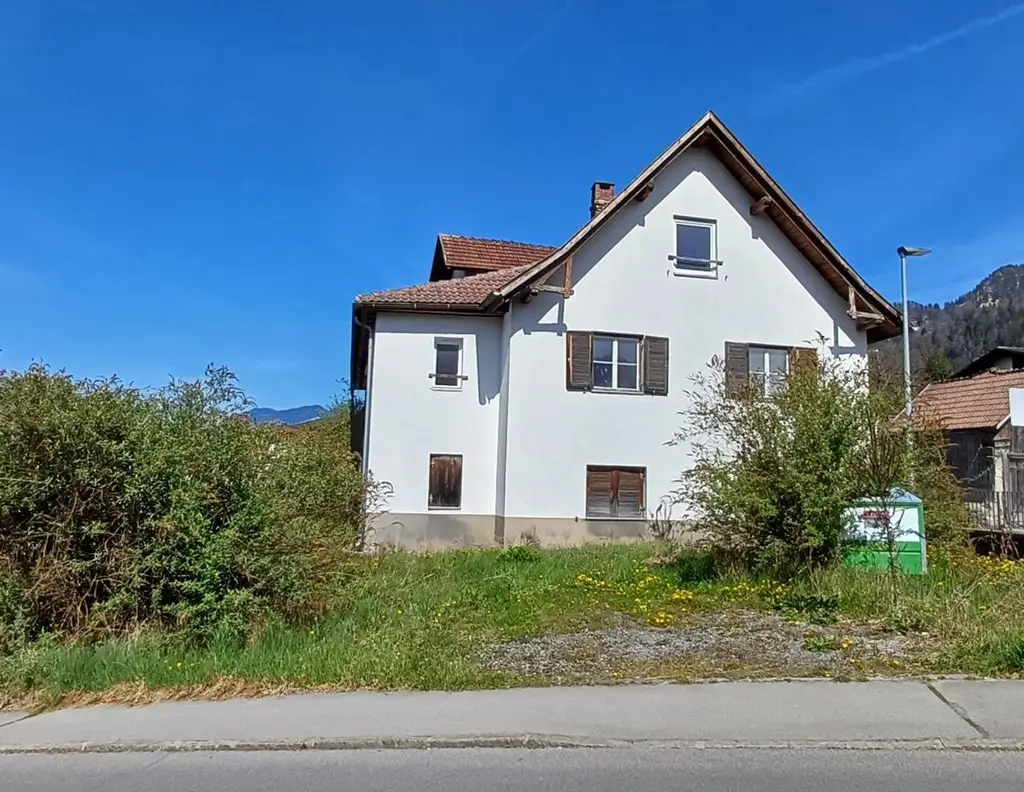 Wohnen mit schöner Bergsicht - Kleine Grundstücke mit Projekt zu verkaufen!