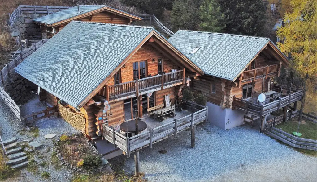 GOLDEN EAGLE - ein außergewöhnliches & exklusives Rundholzchalet