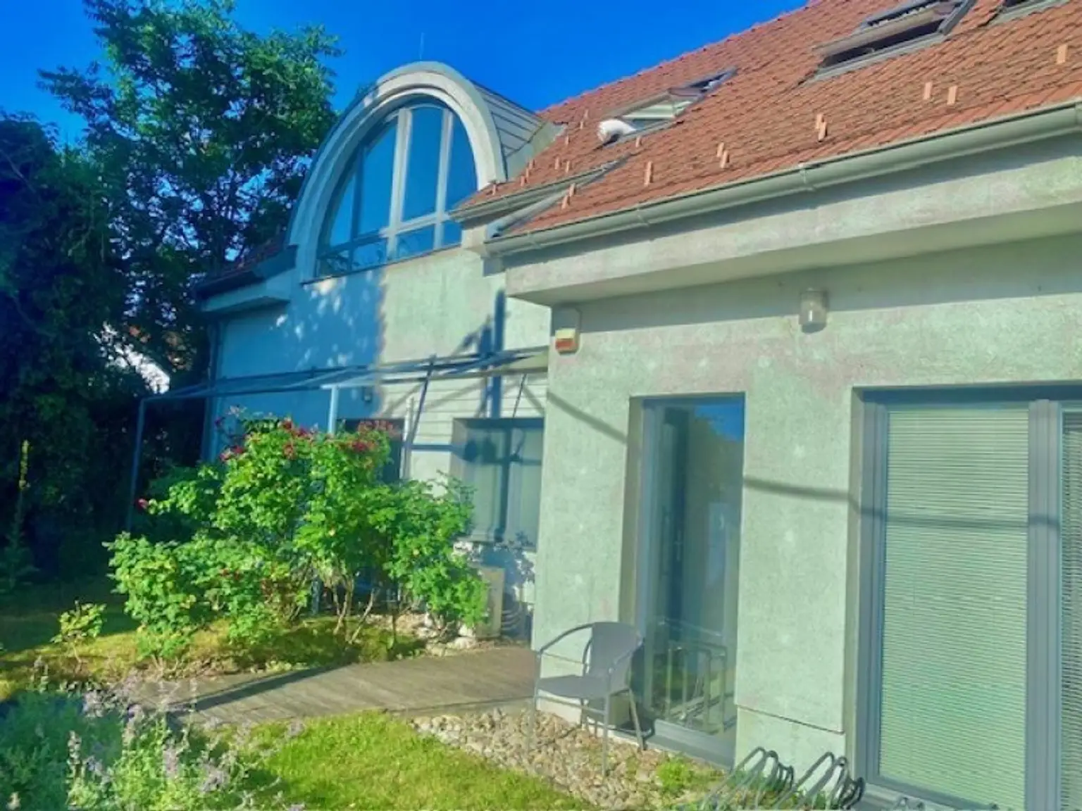 EIGENHEIM mit Garten- ELEGANTE 3-4-Zimmer-Eigentums-Wohnung in Top Lage von STAMMERSDORF!