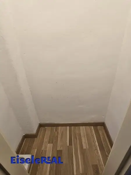 tolle 2 Zimmer Wohnung, extra Küche