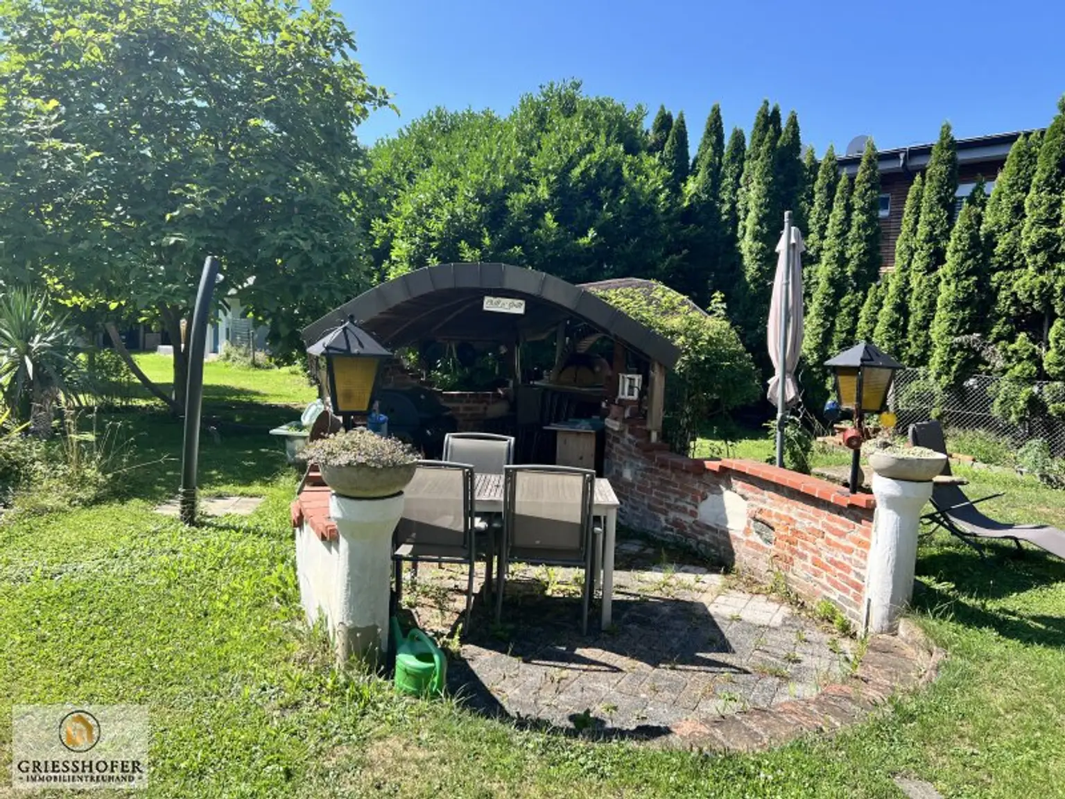 Bezauberndes, romantisches und sonniges Anwesen in zentraler Ruhelage