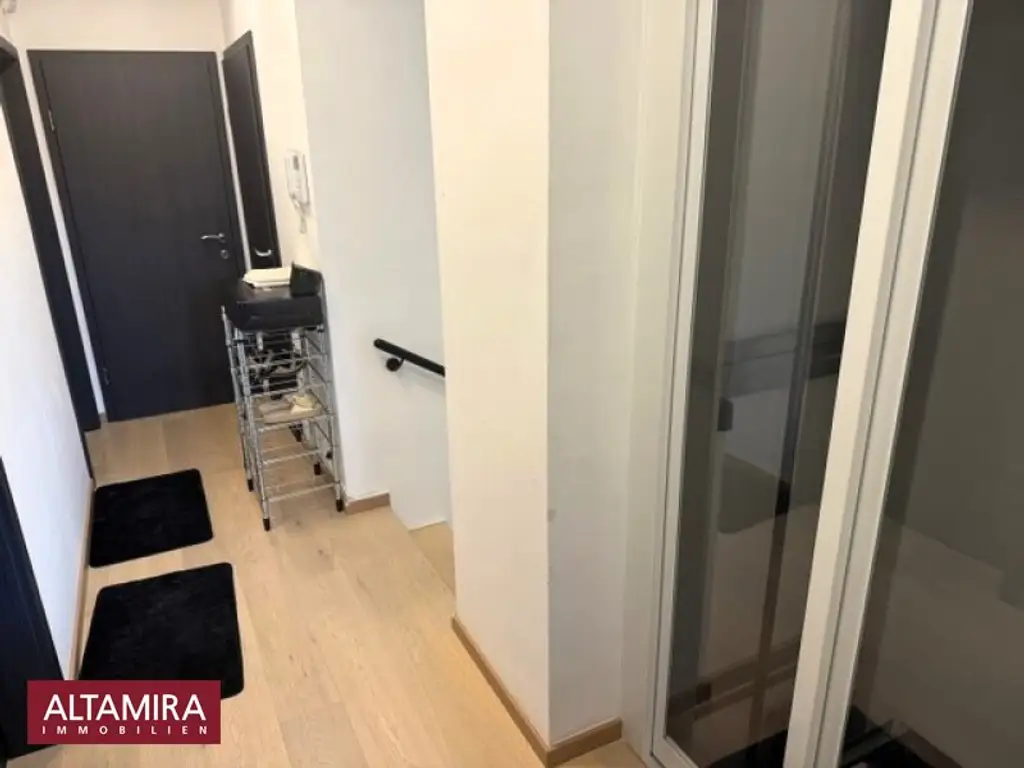 Ankommen um zu bleiben - Modernes Architektenhaus am türkisblauen Dürrsee; Mietgrund