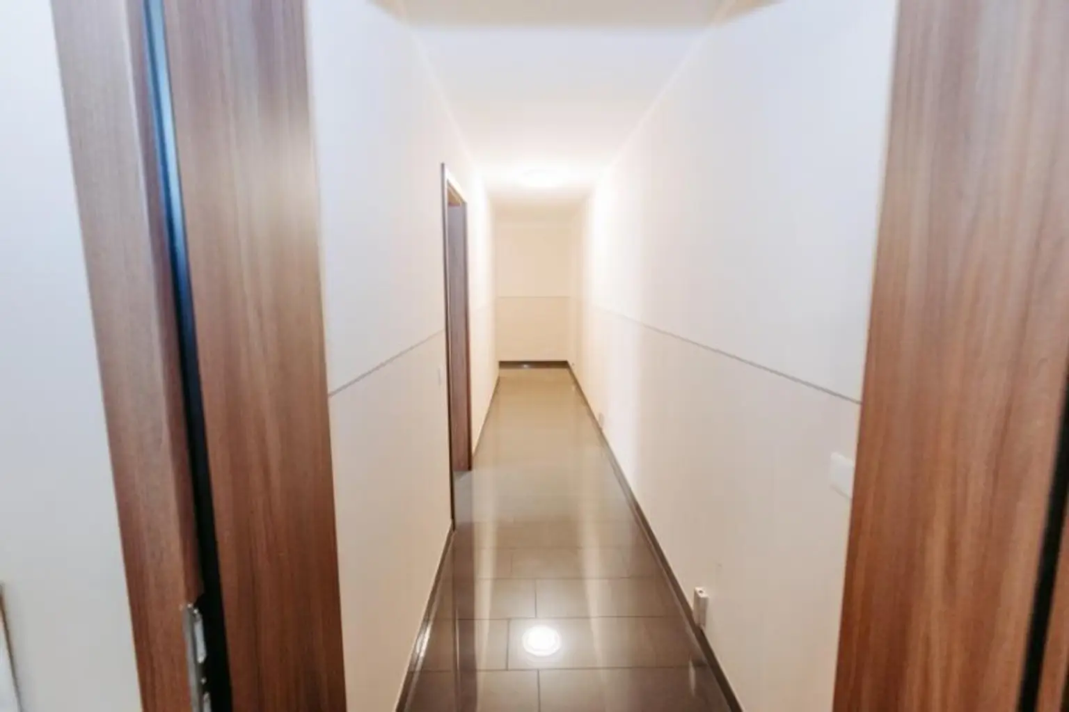 Verträumtes Bauernhaus neu adaptiert (2013) mit Toreinfahrt, Pool, Stadel und Schuppen