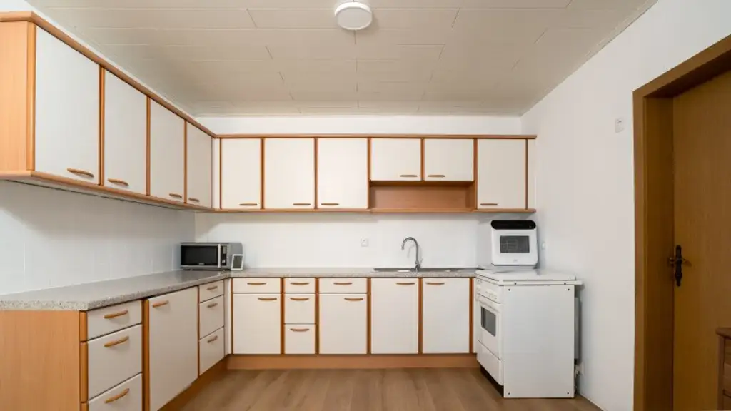 Renoviertes Haus in Loidesthal! Ein Hingucker! Großes Grundstück!