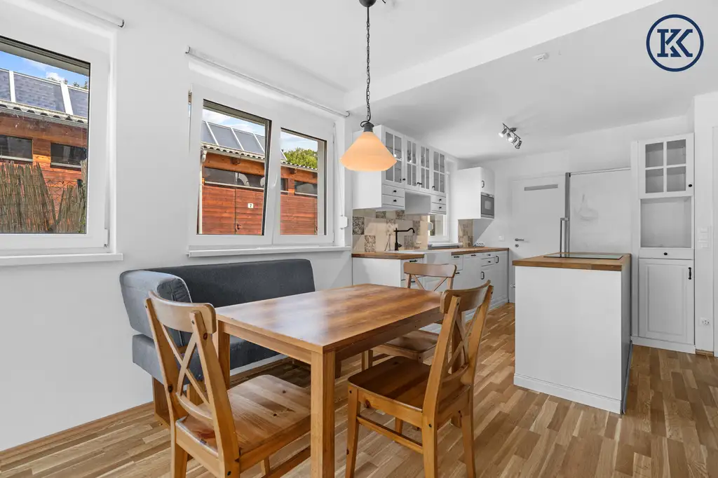Zuhause im Grünen – Lichtdurchflutete Wohnung mit Dachterrasse & Gartenoase