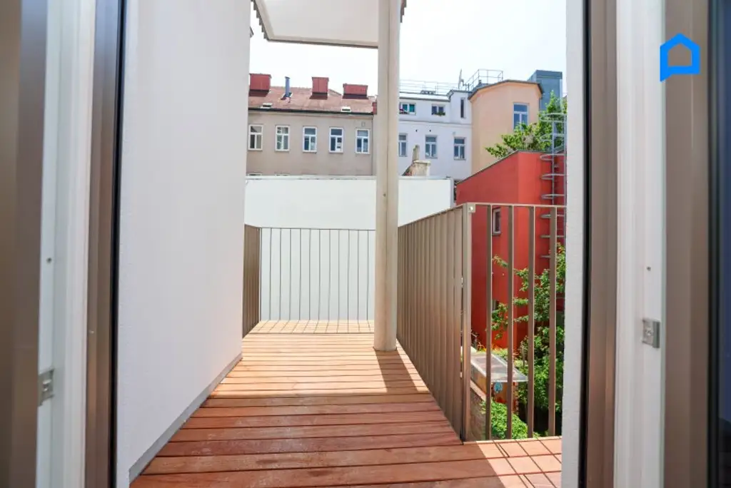 ERSTBEZUG, JETZT einziehen! Kernsanierter Albau mit modernster Ausstattung ab 41 m² -148m² Wohnfläche, 2-4 Zimmer plus Nebenräume, Etagen- und DG Wohnungen, Kurzzeitvermietung möglich !