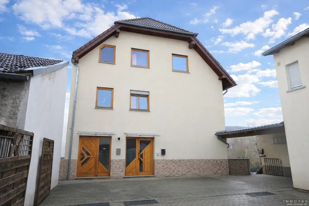 2-ZKB-Eigentumswohnung mit Terrasse & Stellplatz in Kettig – Gartengeschoss, bezugsfrei