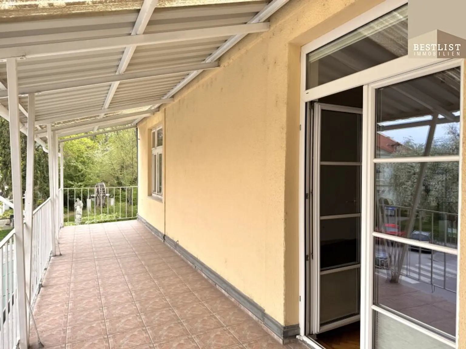 Attraktives Zinshaus mit Gewerbefläche und Wohnmöglichkeit in bester Lage!