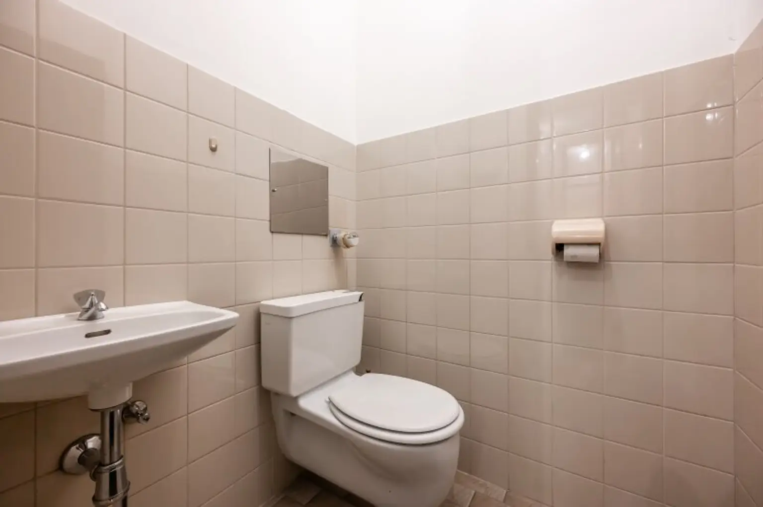 ++NEU++ Gepflegte 2-Zimmer Neubauwohnung - völlige Hofruhelage!