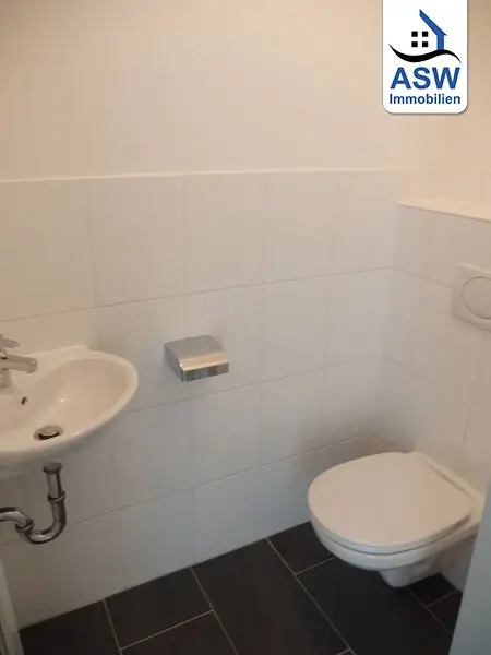 Sonnige 3-Zimmerwohnung mit Loggia Nähe Linzer Straße