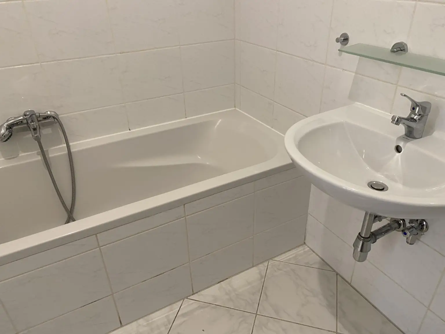 "Jahrhundertwende-Nähe Belvedere"