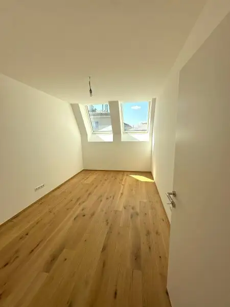 Elegantes Wohnen über den Dächern Wiens - exklusive 4 Zimmer Dachgeschosswohnung mit Terrasse