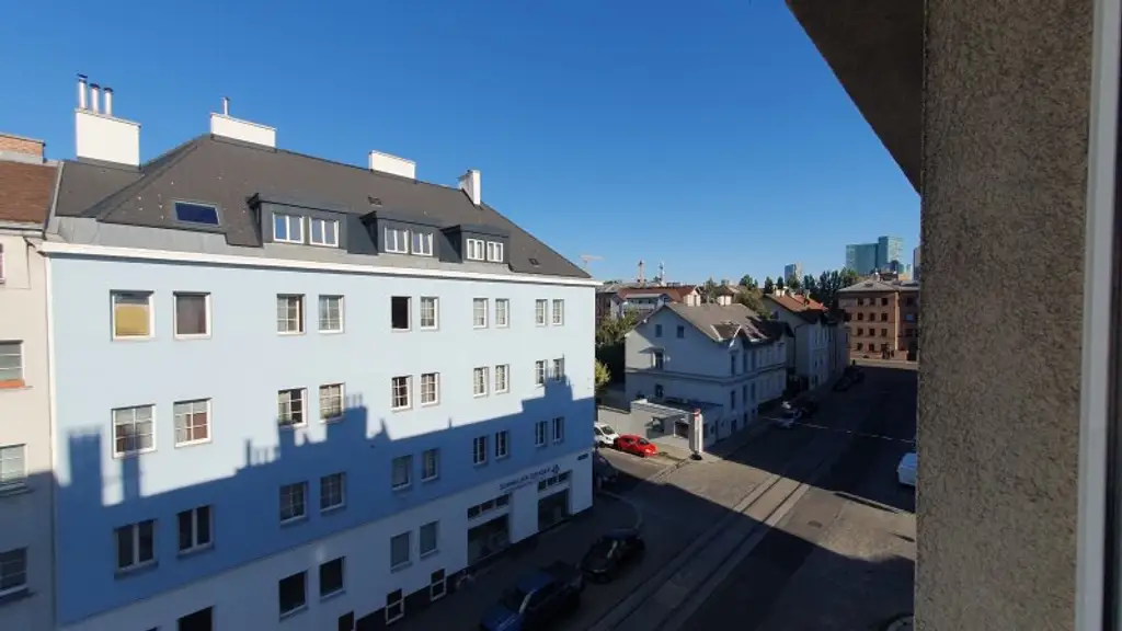 Sonnige Wohnung mit Top-Raumanordnung im 4. Liftstock