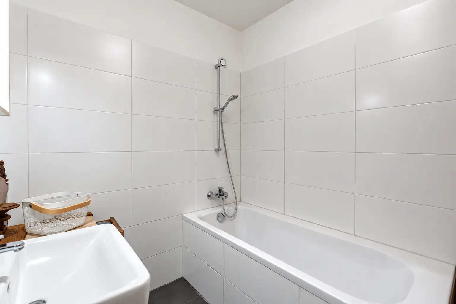 ** Barrierefreie 2 Zimmer Wohnung mit großer Loggia ! **