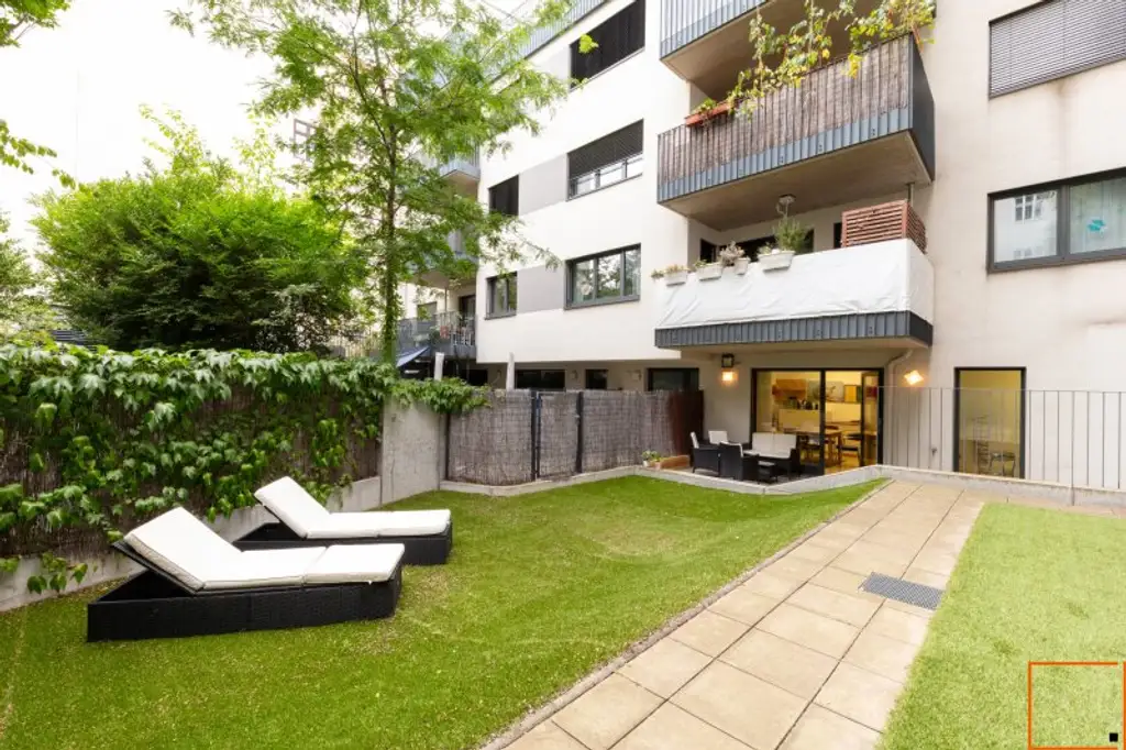 ARZTMEILE THERESIENGASSE _HERVORRAGEND EINGEFÜHRTE  ARZTPRAXIS SUCHT NEUEN EIGENTÜMER