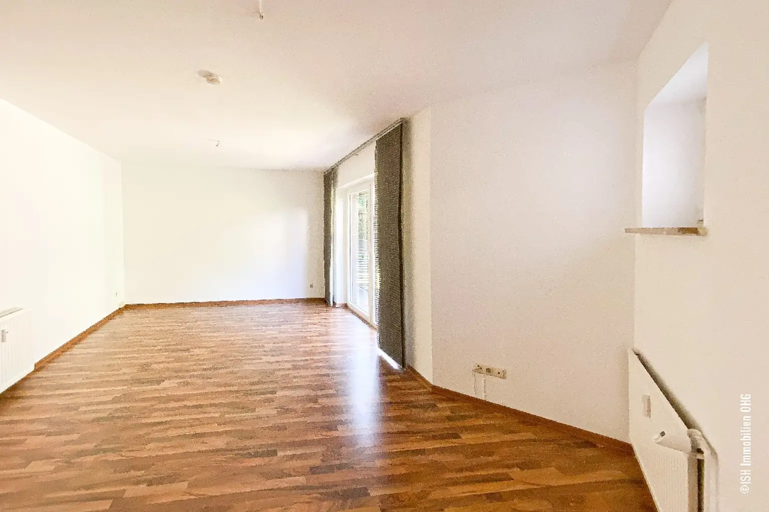 Wohnzimmer WE EG links