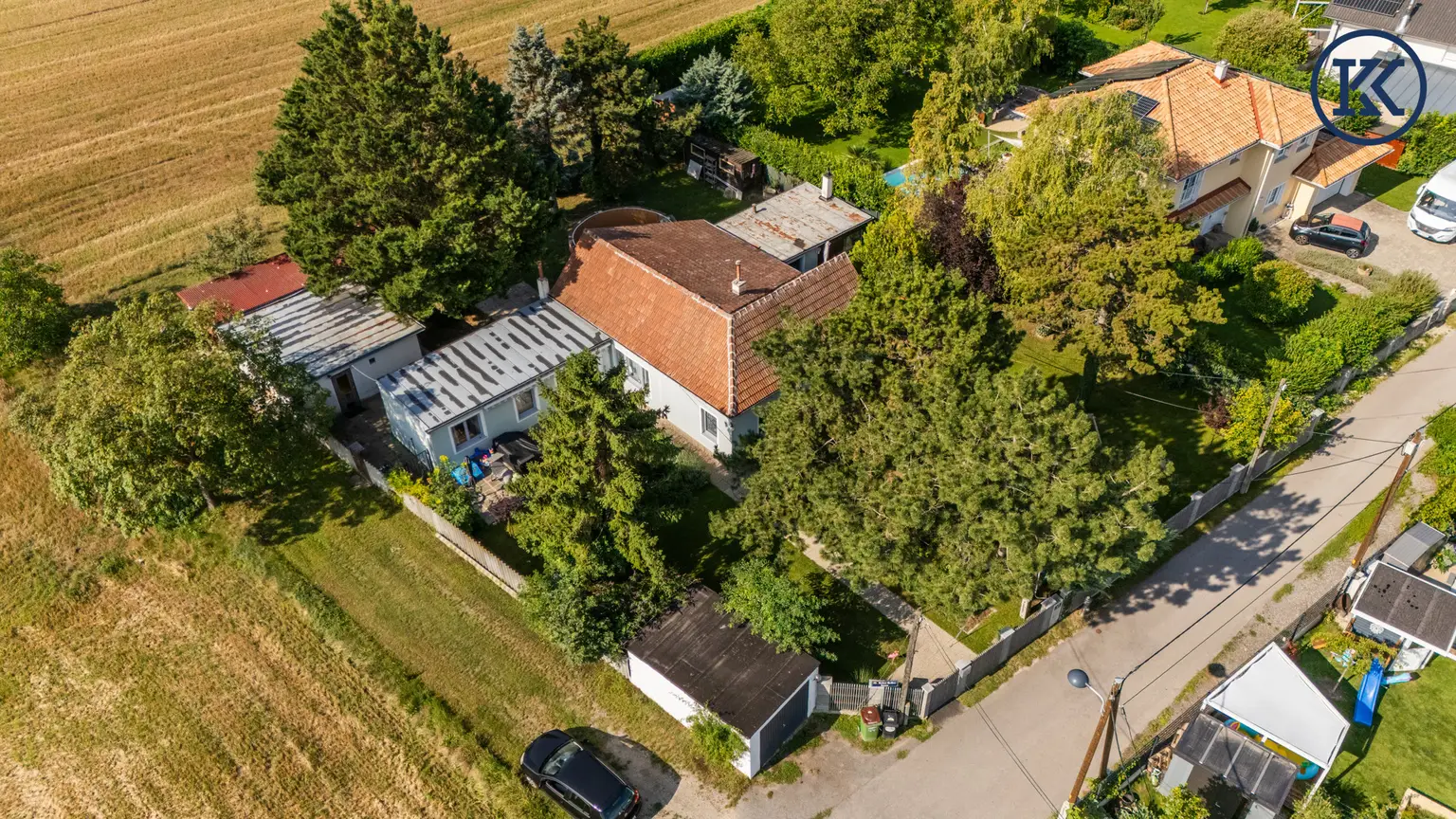 Versteckt in einer ruhigen Gartensiedlung wartet ein kleines Juwel auf Sie!