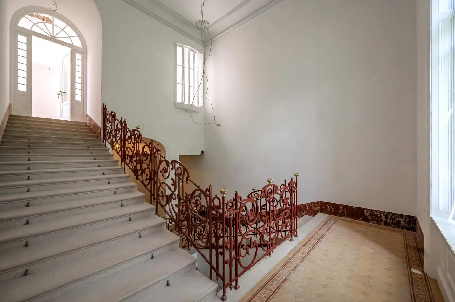 Rarität: Stadt-Villa mit weitläufigem Garten an exklusiver Hietzinger Adresse