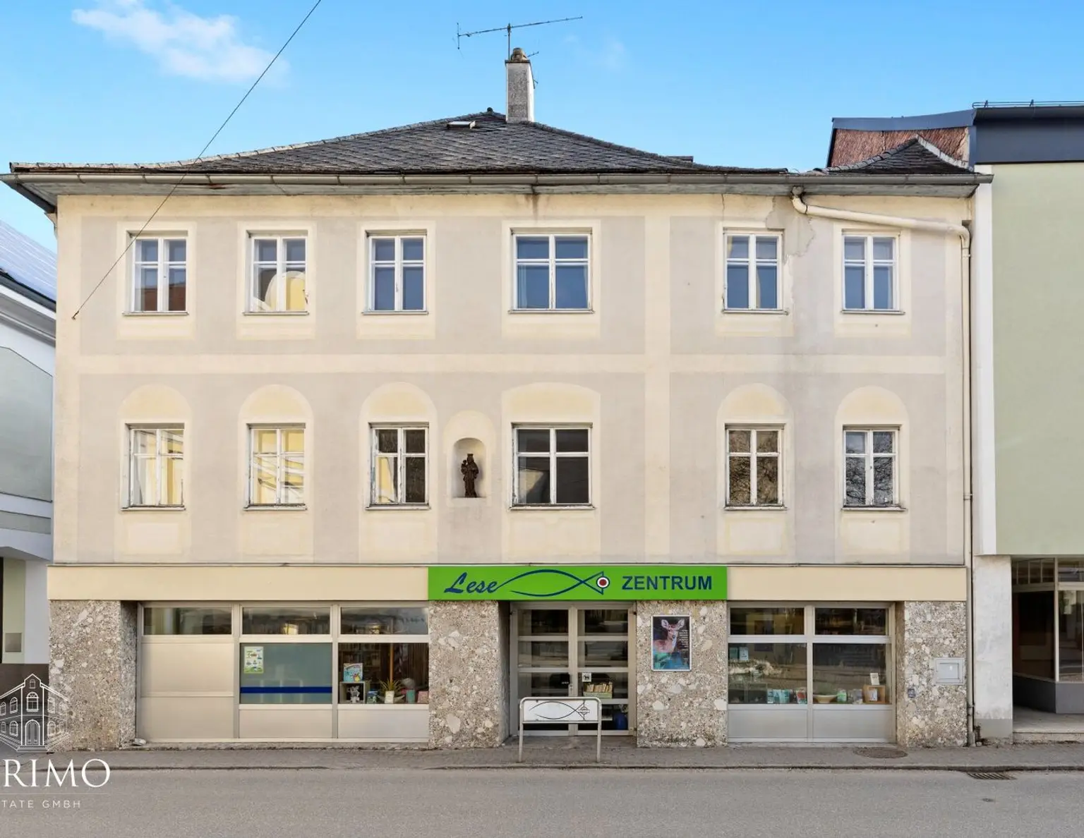 Attraktives Zinshaus mit Mietertrag und Ausbaupotenzial - Top-Lage am Marktplatz von Vöcklamarkt