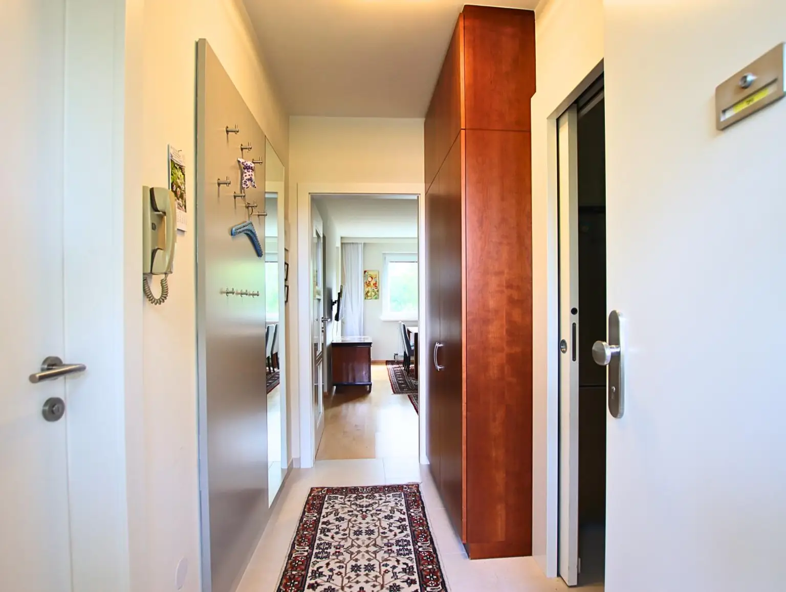WOHNEN MIT STIL! Hochwertig eingerichtete 2 Zimmer Wohnung am Stadtrand von Baden