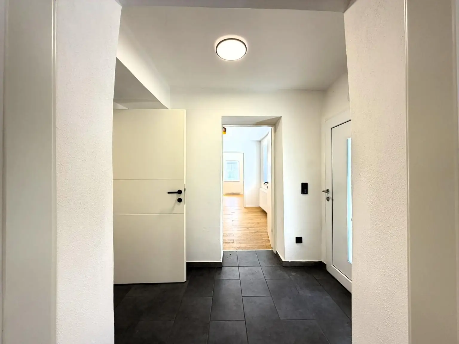 9 Vorzimmer