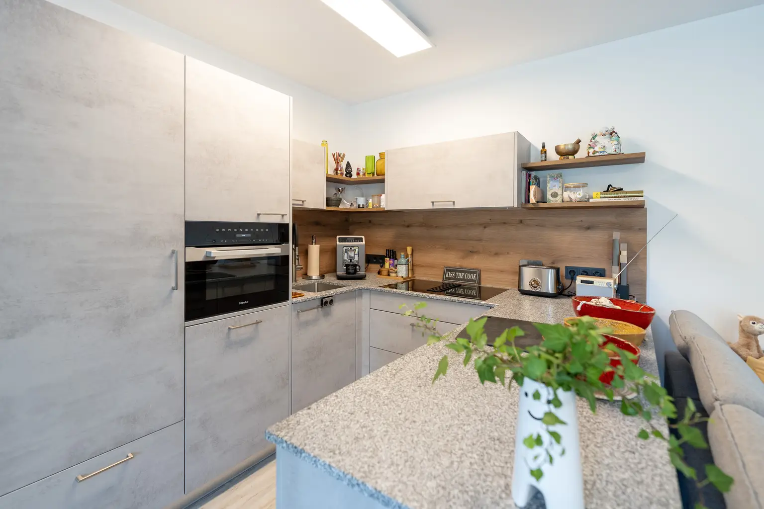 ENTWURF ** Barrierefreie, 3 Zimmerwohnung mit Grünblick, Loggia und Garagenplatz ** ENTWURF