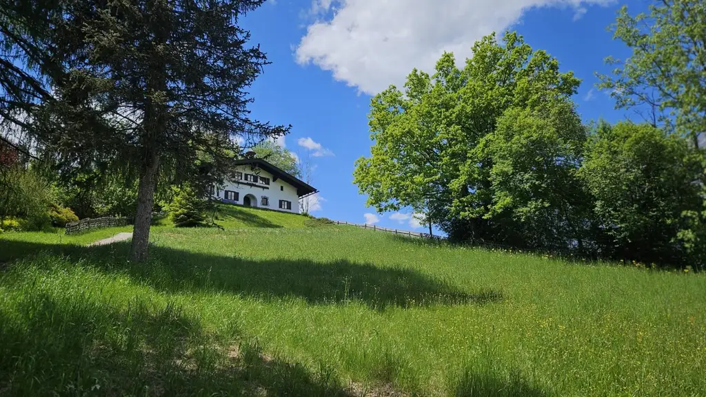 Haus in einzigartiger Alleinlage mit toller Aussicht!