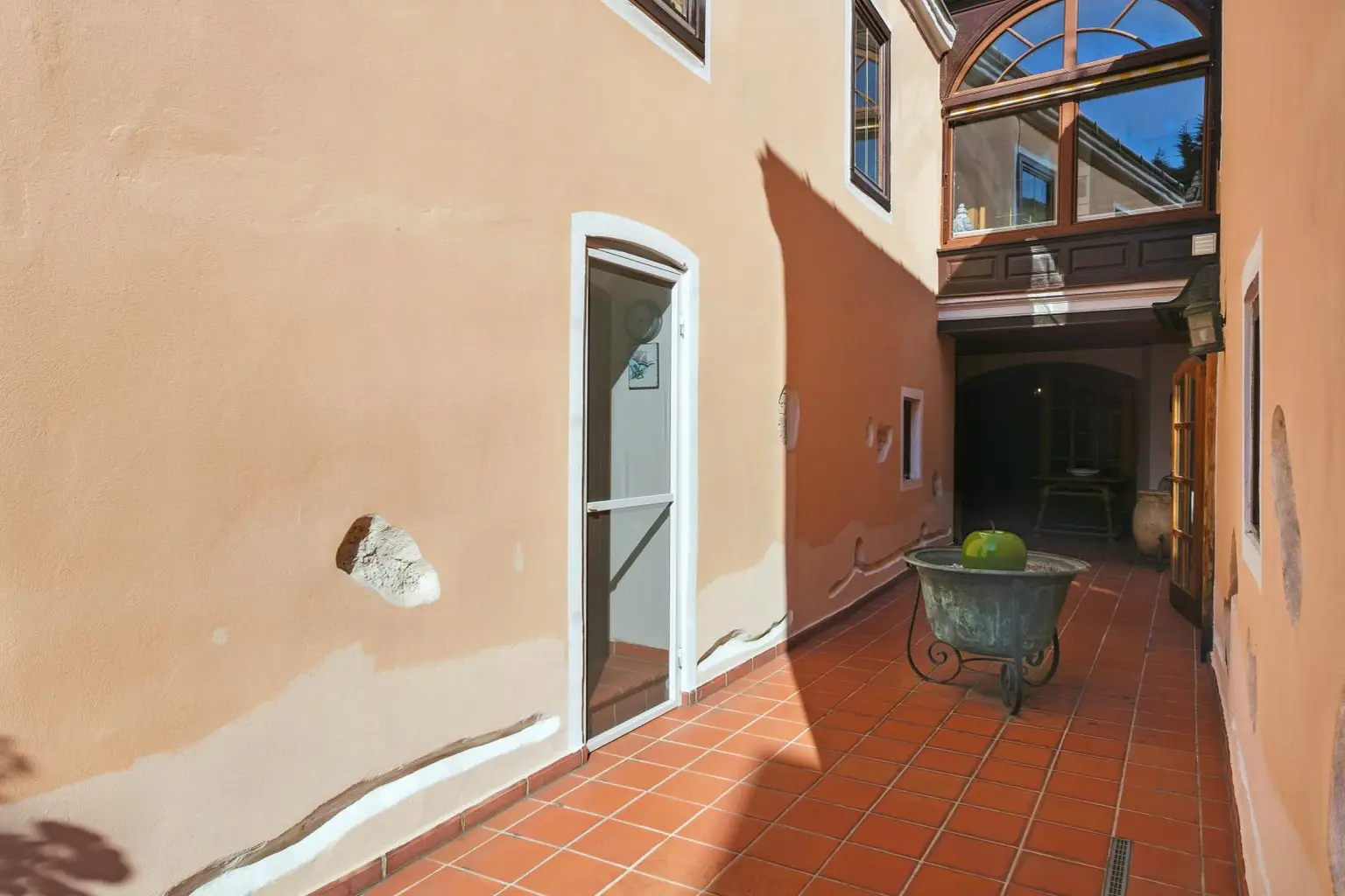 EINZIGARTIGE STILALTBAU-RESIDENZ IM HERZEN DER KREMSER ALTSTADT!