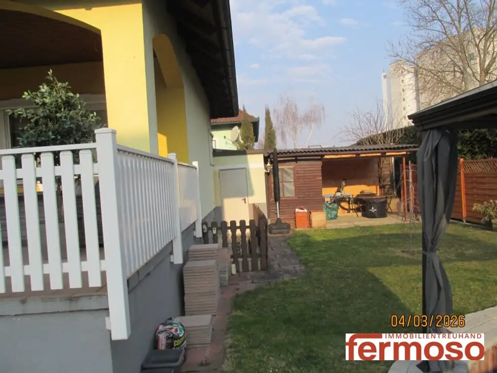 Traumhafter Bungalow vollunterkellert mit Fitness und Kino, perfekt und gepflegt mit wunderbaren Garten