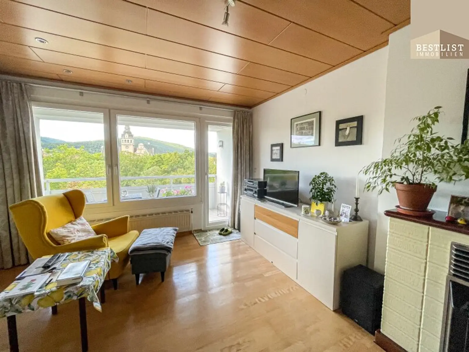 2-Zimmer Wohnung inkl. Loggia & Parkplatz!