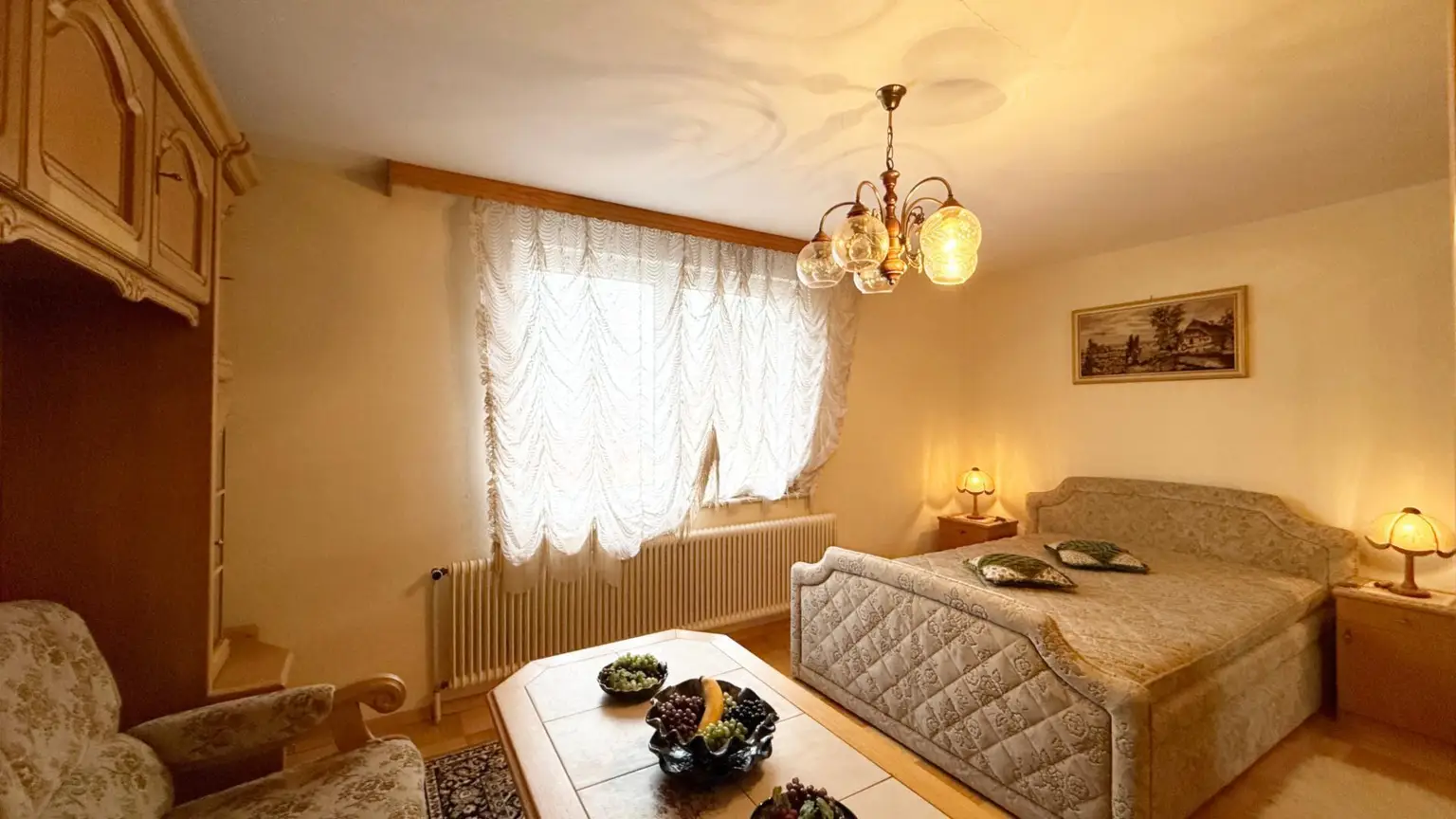 Zimmer 1 OG