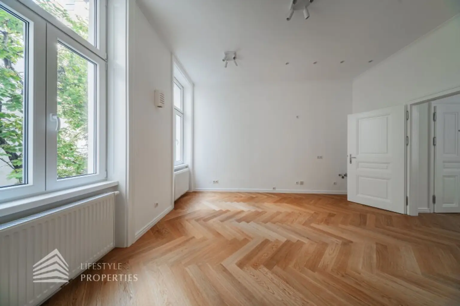 Helle Garconniere Erstbezug, Nähe Währinger Park