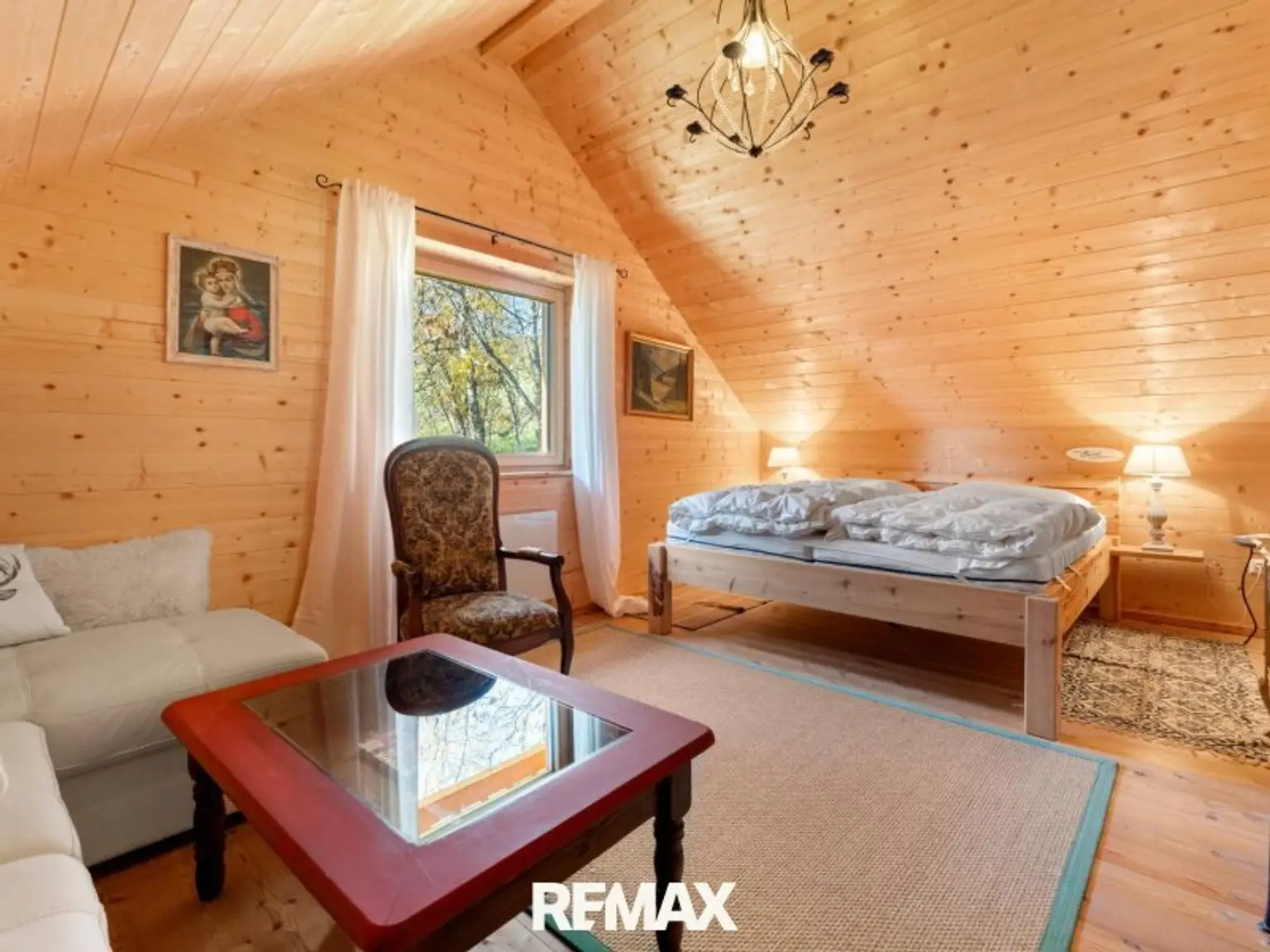 Masetr-Bedroom