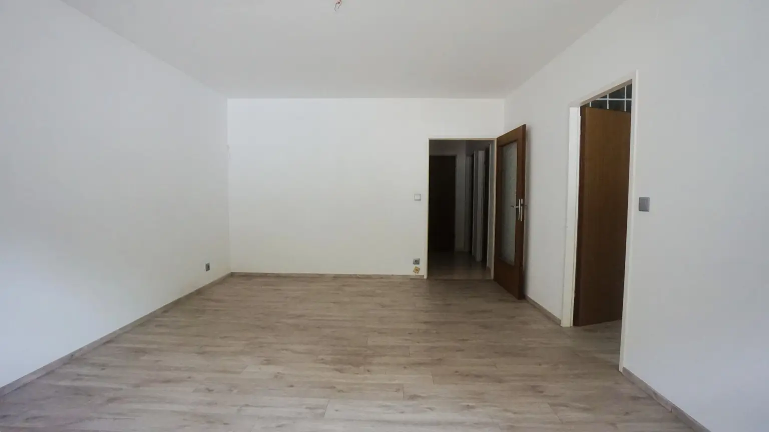 Entzückende 2 Zimmer Wohnung mit großer Loggia