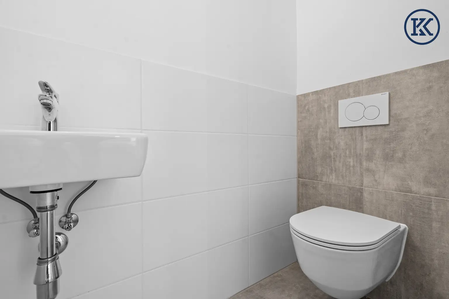 Alte Donau Investmentchance: Traum-Dachwohnung mit seltener Airbnb-Genehmigung!