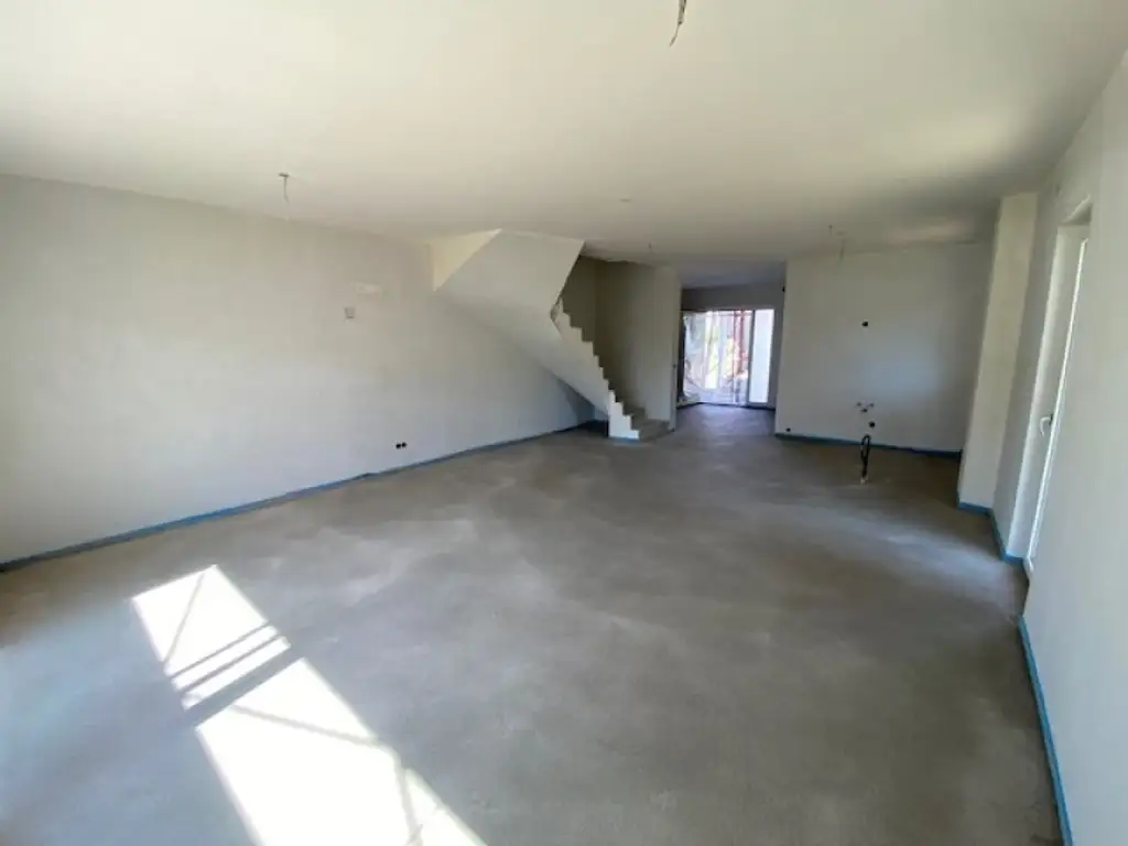 Moderne Doppelhaushälfte in Parndorf: Erstbezug mit Garten und Terrasse!