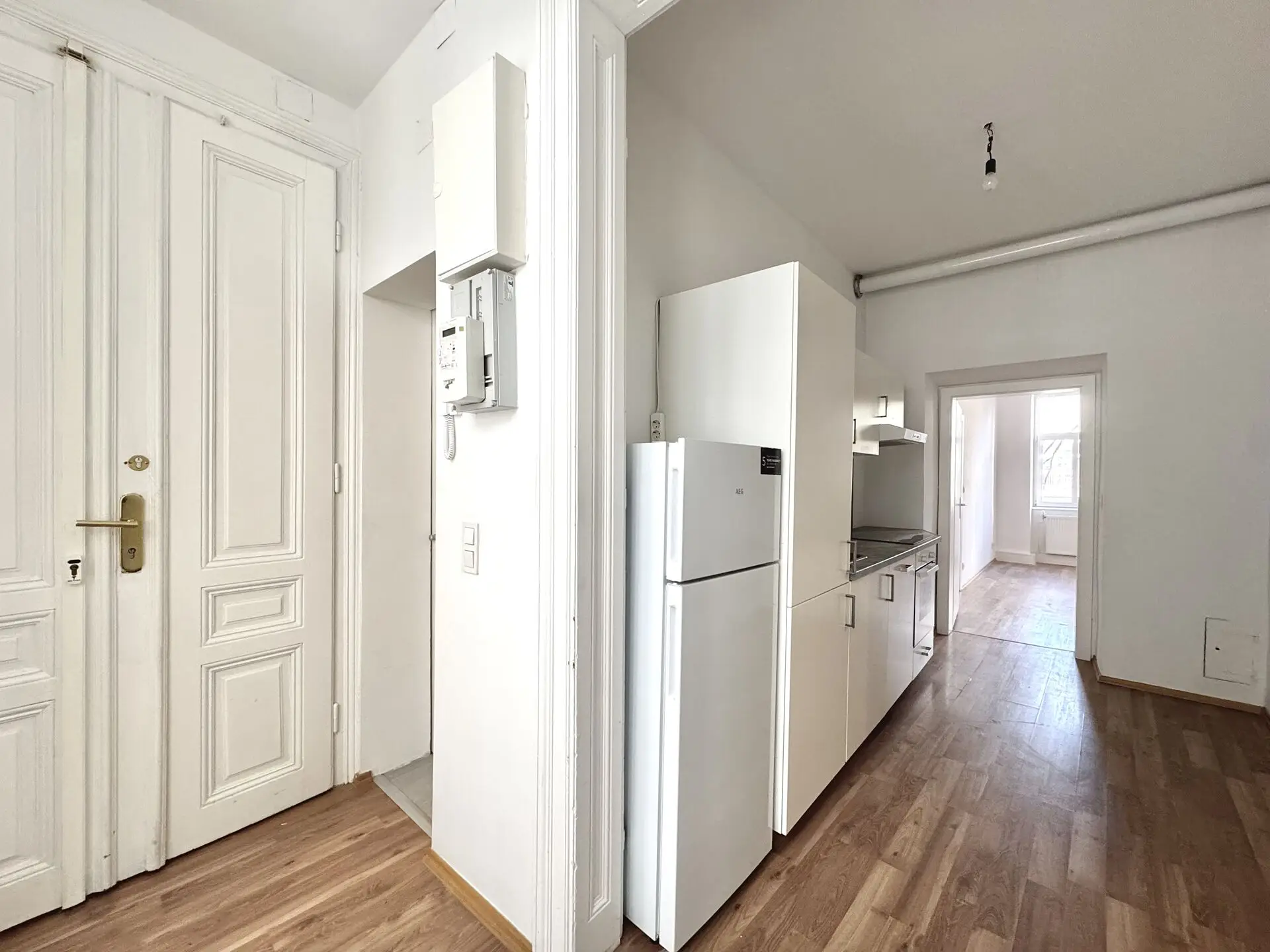 20251118_104803388_iOS