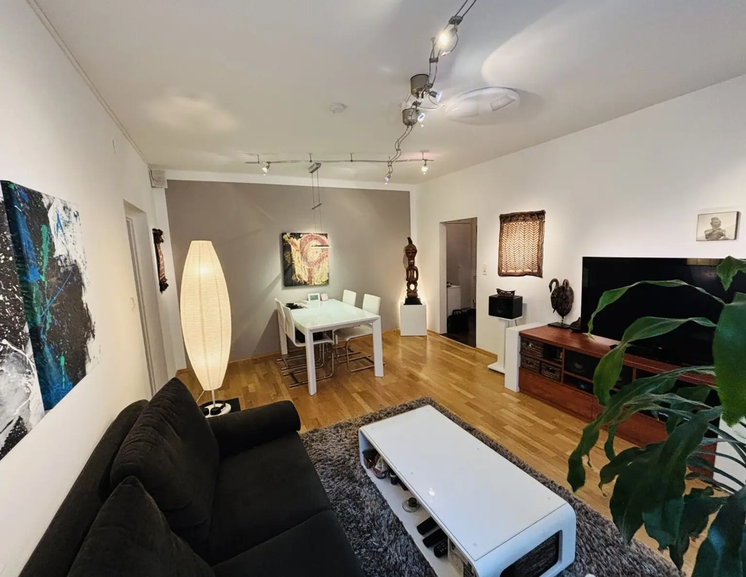 Attraktive 3,5 Zimmer-Wohnung mit Loggia - optimale Raumaufteilung!