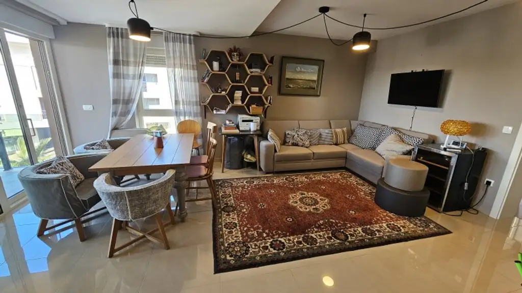 Luxuriöse Wohnung mit Garage & Meerblick an der istrischen Adria in Novigrad