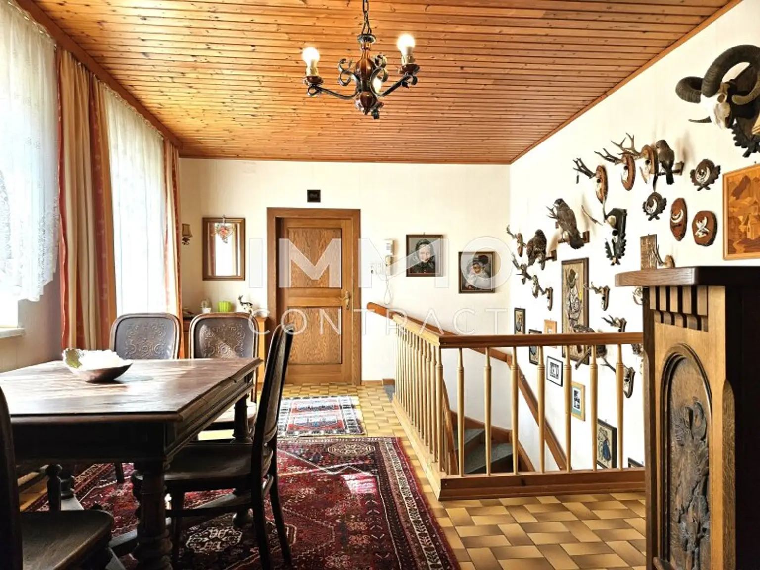 OG Galerie mit Bar Foto 1
