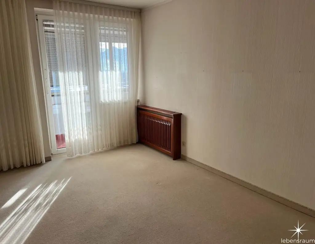 3-Zimmer Dachgeschoßwohnung mit Blick über Villach Richtung Mittagskogel