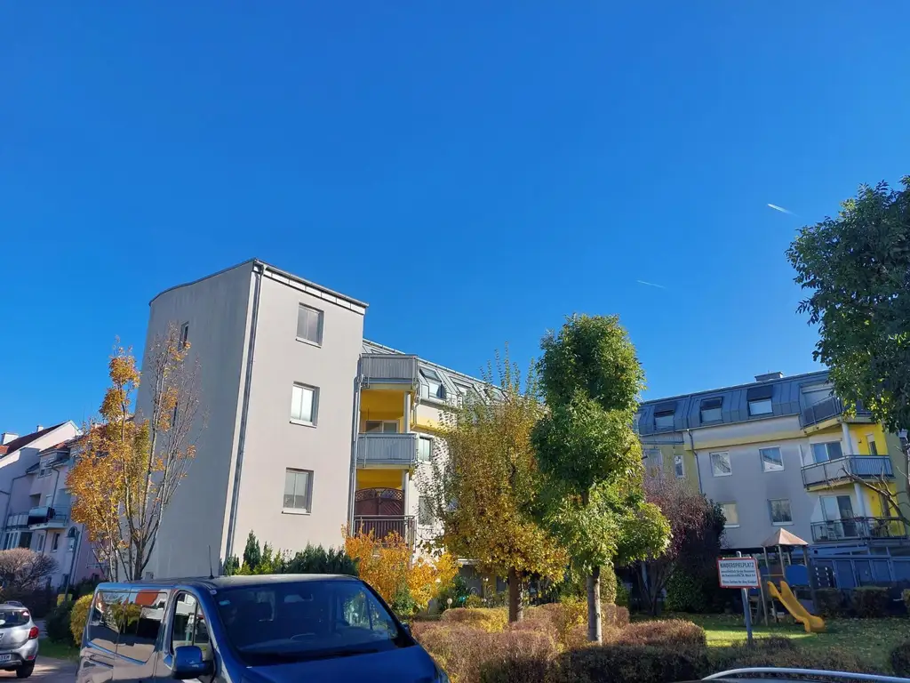 Wohnen am Seepark, leistbare Dreizimmertraumwohnung mit Dachterrasse!